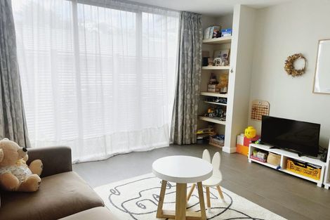 Photo of property in 2/60 Broderick Road, Johnsonville, Wellington, 6037