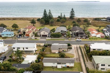 Photo of property in 1188b Papamoa Beach Road, Papamoa Beach, Papamoa, 3118