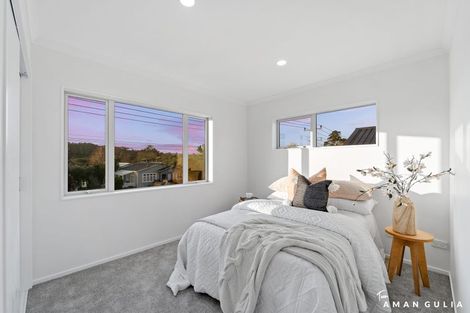 Photo of property in 208a Henderson Valley Road, Henderson, Auckland, 0612