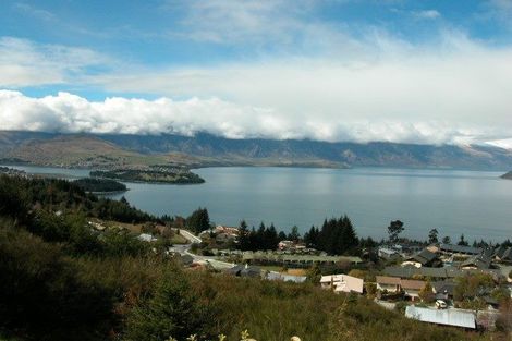 Photo of property in 7a Von Place, Fernhill, Queenstown, 9300