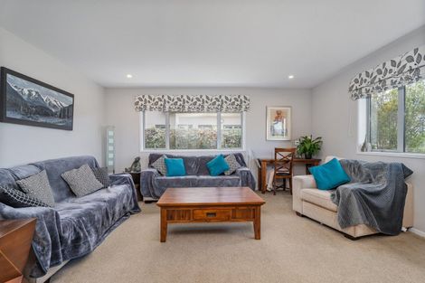 Photo of property in 21 Debenham Drive, Whitianga, 3510