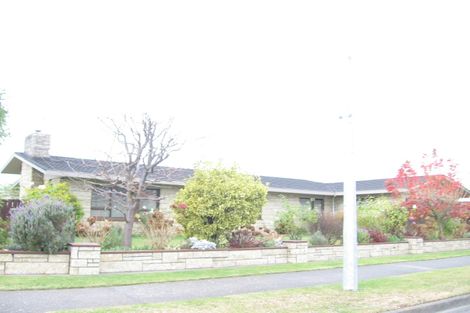 Photo of property in 1 Cardiff Place, Tamatea, Napier, 4112