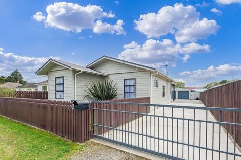 Photo of property in 9 Amelia Street, Woodville, 4920