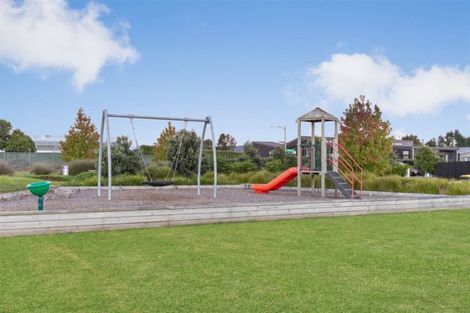 Photo of property in 6 Leadership Crescent, Papakura, 2110