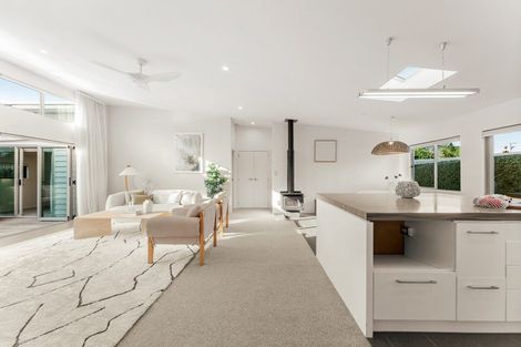 Photo of property in 16b Clyde Street, Mount Maunganui, 3116