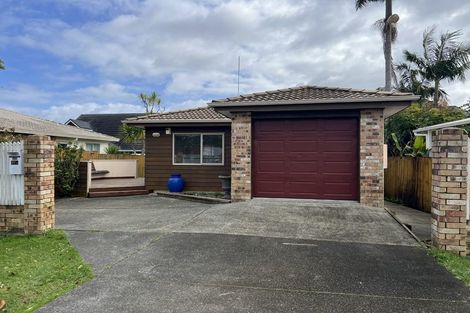 Photo of property in 37b Walton Street, Red Beach, 0932
