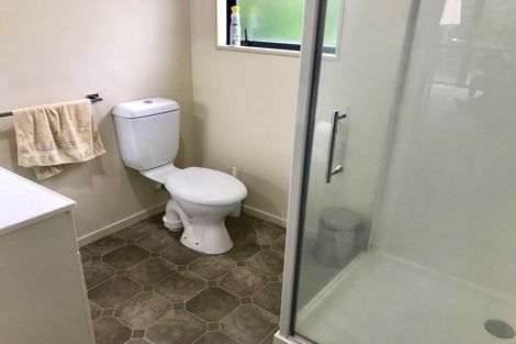 Photo of property in 6a Japonica Drive, Beach Haven, Auckland, 0626