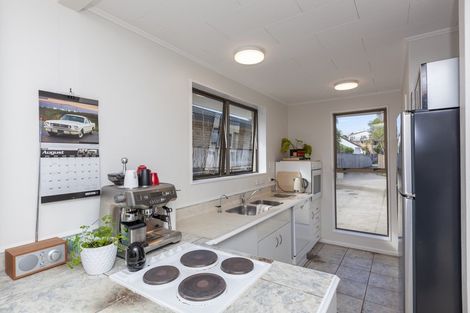 Photo of property in 11b Falla Street, Paraparaumu Beach, Paraparaumu, 5032