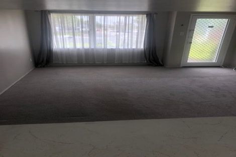 Photo of property in 1/680 Pakuranga Road, Howick, Auckland, 2010