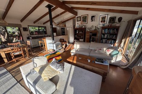 Photo of property in 8 Jeep Road, Raumati South, Paraparaumu, 5032