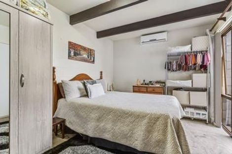 Photo of property in 18 Kohinoor Avenue, Mangere, Auckland, 2022