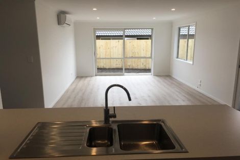 Photo of property in 79 Bert Wall Drive, Omokoroa, 3114