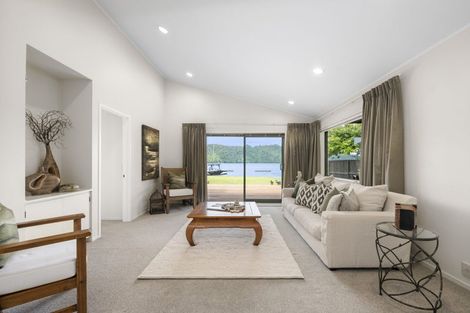 Photo of property in 7 Steep Street, Lake Okareka, Rotorua, 3076