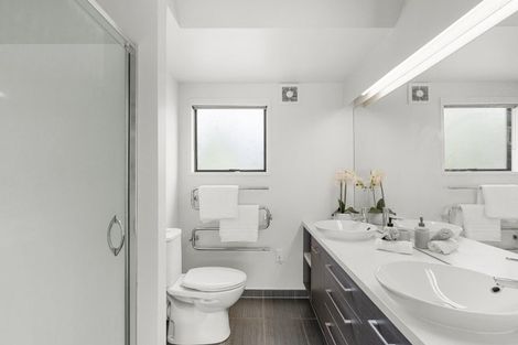 Photo of property in 31 Dovedale Avenue, Ilam, Christchurch, 8041