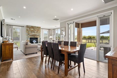 Photo of property in 44 Seachange Drive, Leamington, Cambridge, 3432