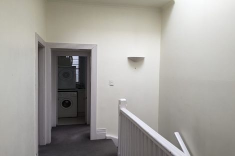 Photo of property in 1/10 Hobson Crescent, Thorndon, Wellington, 6011