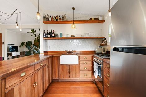 Photo of property in 14 Pukeko Street, Frankton, Hamilton, 3204