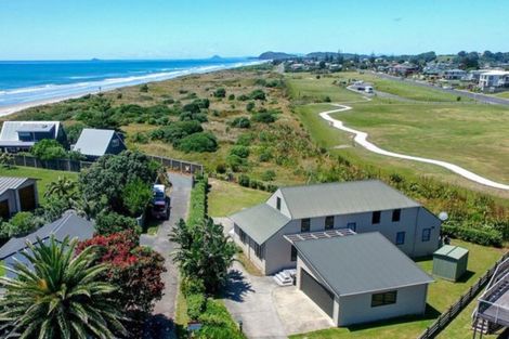 Photo of property in 10 Glen Isla Place, Waihi Beach, 3611