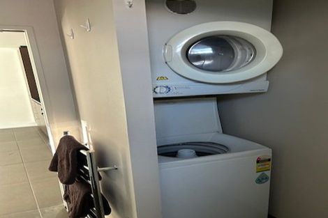 Photo of property in Summit Apartments, 20/184 Molesworth Street, Thorndon, Wellington, 6011