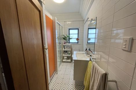 Photo of property in Westhaven Apartments, 11/127 Molesworth Street, Thorndon, Wellington, 6011