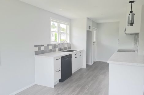 Photo of property in 11 Richard Grove, Stokes Valley, Lower Hutt, 5019