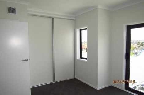 Photo of property in 20 Tuatua Road, Hobsonville, Auckland, 0616