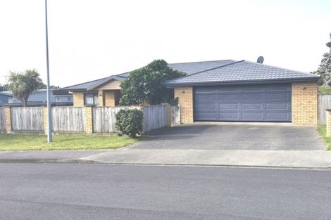 Photo of property in 4 Byron Brown Place, Otaki Beach, Otaki, 5512