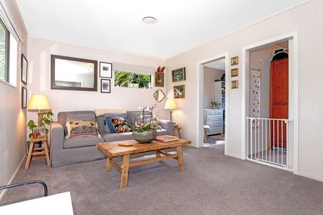Photo of property in 76 Banks Street, Tolaga Bay, 4077
