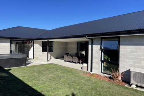 Photo of property in 28 Redhaven Rise, Netherby, Ashburton, 7700