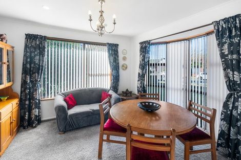 Photo of property in 8 Addison Place, Halswell, Christchurch, 8025