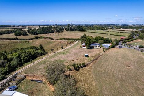 Photo of property in 55 Pitt Road, Hillsborough, New Plymouth, 4372