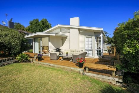 Photo of property in 7 Tilden Avenue, Hillcrest, Auckland, 0627