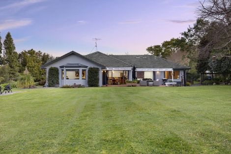 Photo of property in 37 Canon Road, Tanners Point, Katikati, 3170