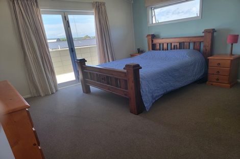 Photo of property in 23 Ocean View Road, Port Waikato, Tuakau, 2695