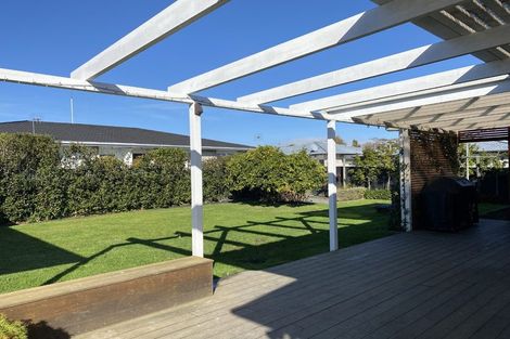 Photo of property in 63 Middle Road, Havelock North, 4130