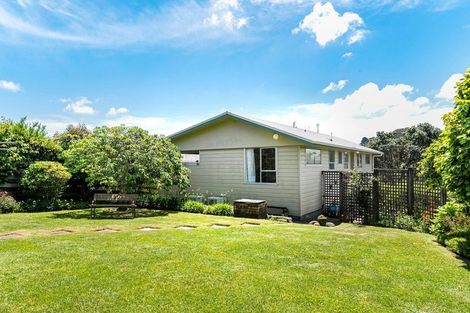 Photo of property in 16 Hicks Close, Whitby, Porirua, 5024
