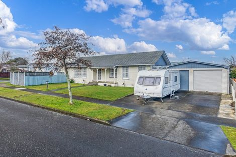 Photo of property in 1 Wairau Place, Kelvin Grove, Palmerston North, 4414