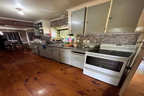 Photo of property in 166 Great South Road, Drury, 2113