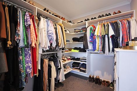 Photo of property in 2 Kelburn Place, Tinwald, Ashburton, 7700