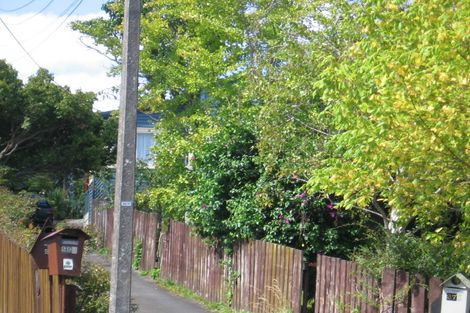 Photo of property in 1/29 Seaton Road, Murrays Bay, Auckland, 0630