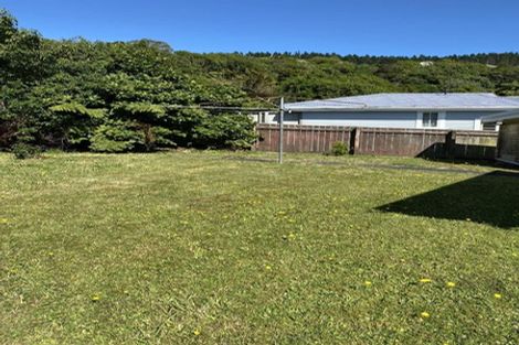 Photo of property in 16 Chester Road, Tawa, Wellington, 5028