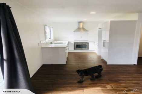 Photo of property in 2/47 Pah Road, Papatoetoe, Auckland, 2025