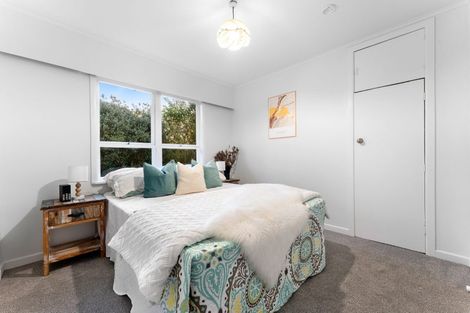 Photo of property in 22 Mcclintock Road, Massey, Auckland, 0614