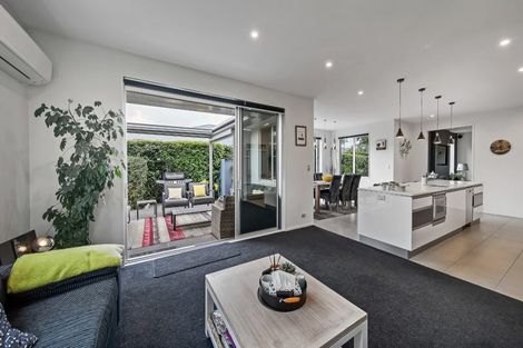 Photo of property in 21 Applefield Court, Northwood, Christchurch, 8051