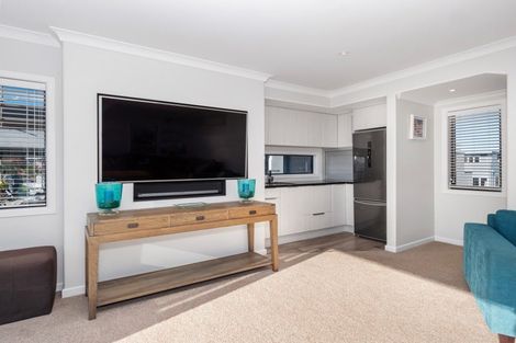 Photo of property in 157 Marine Parade, Mount Maunganui, 3116