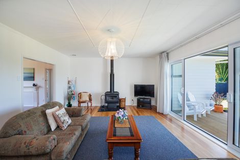Photo of property in 7 Goodwyn Crescent, Hokowhitu, Palmerston North, 4410