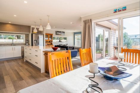 Photo of property in 157 Matai Road, Raumati Beach, Paraparaumu, 5032