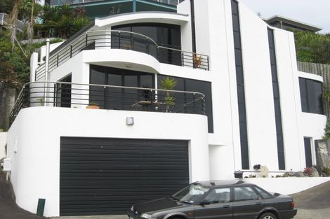 Photo of property in 5 Weston Street, Moturoa, New Plymouth, 4310