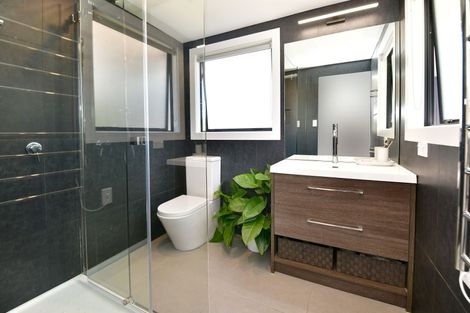 Photo of property in 1/9 Capitol Road, Matakatia, Whangaparaoa, 0930