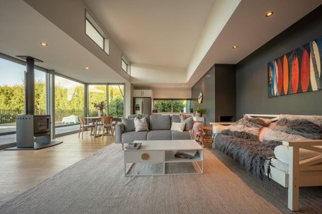 Photo of property in 35 Ridgecrest, Wanaka, 9305